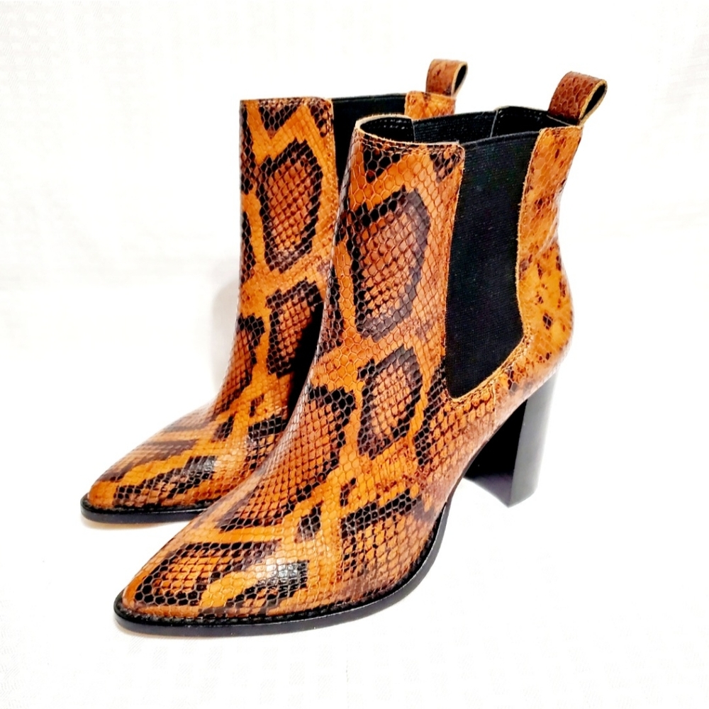 Vince Camuto Ellea Caramel Pull On Pointed Toe Block Heeled Ankle Boots  Size 7M - Picture 2 of 16